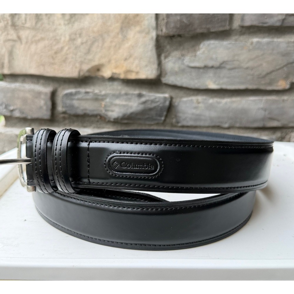 Columbia Mens Black Leather Belt Size 3X 50-52 Silver Buckle Logo Outdoor Casual